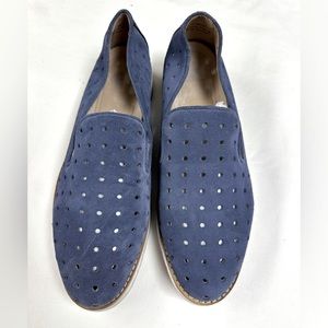 Johnston & Murphy Women’s 9.5 suede slip on shoes, gently worn. J&M Flex soles.